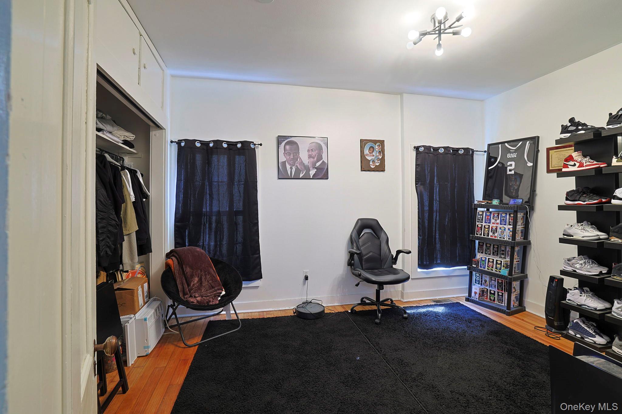 Single Family Main  Dutchess County, NY 12569, MLS-971184-18