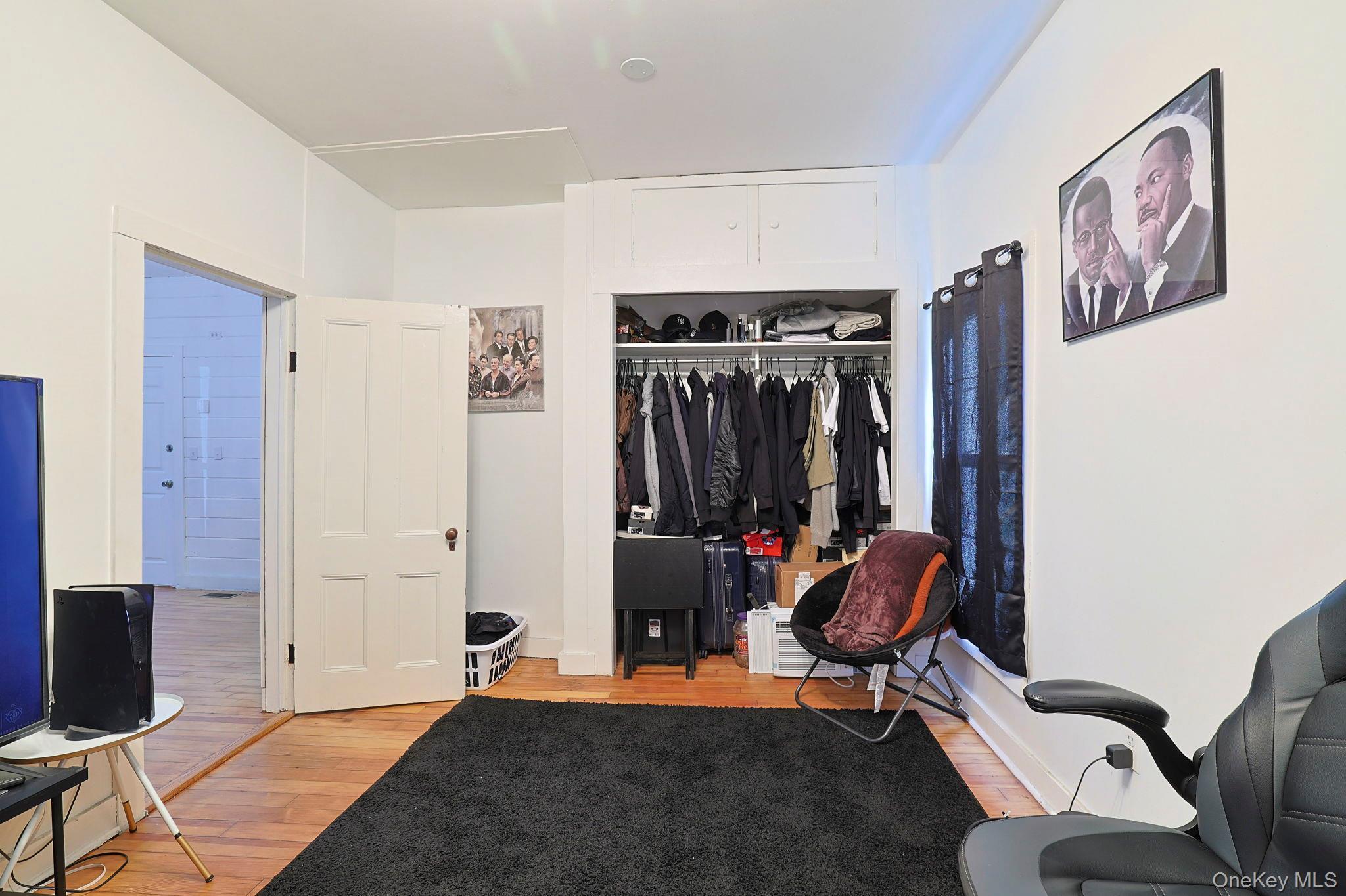 Single Family Main  Dutchess County, NY 12569, MLS-971184-19