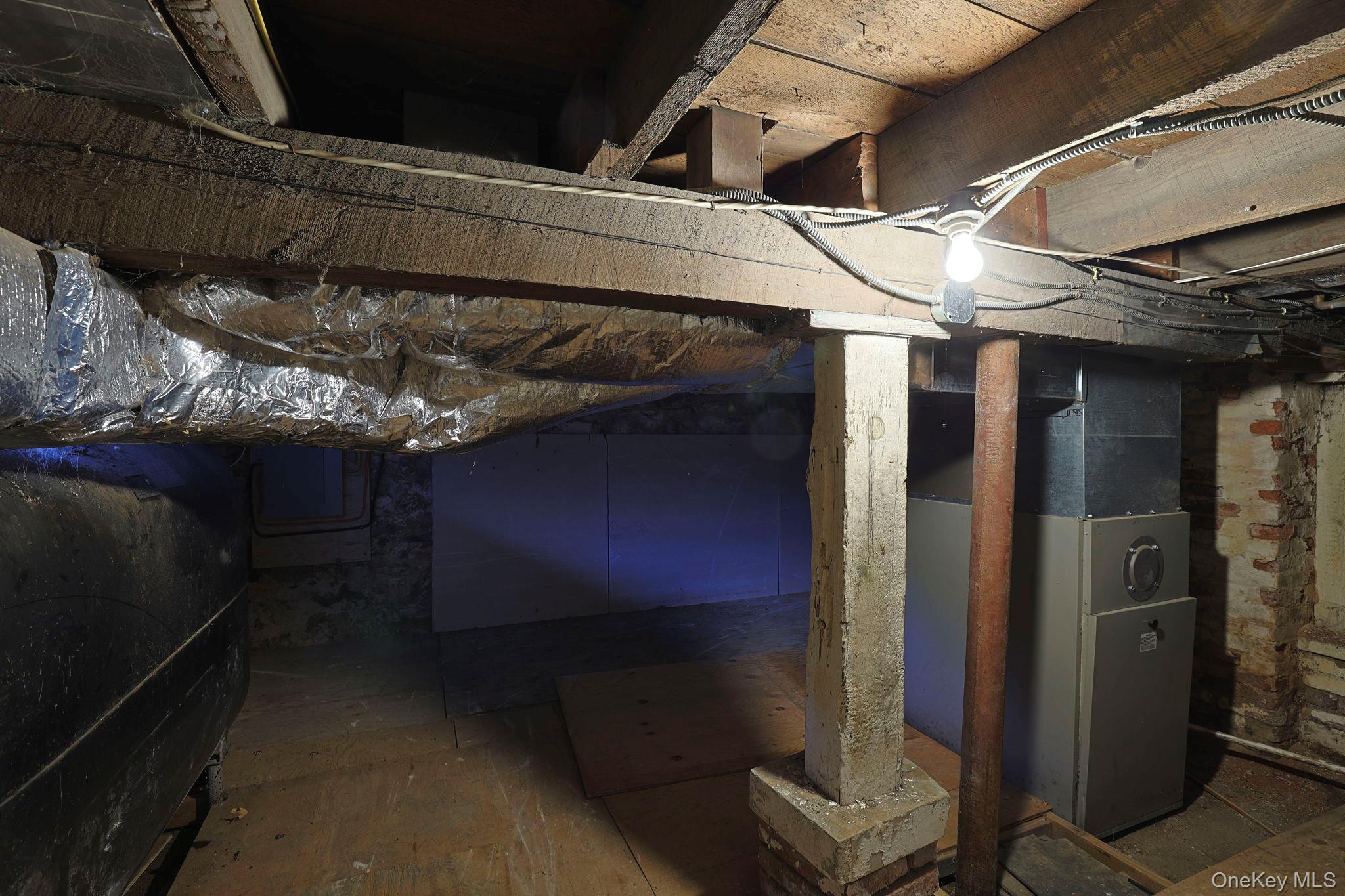 Single Family Main  Dutchess County, NY 12569, MLS-971184-30