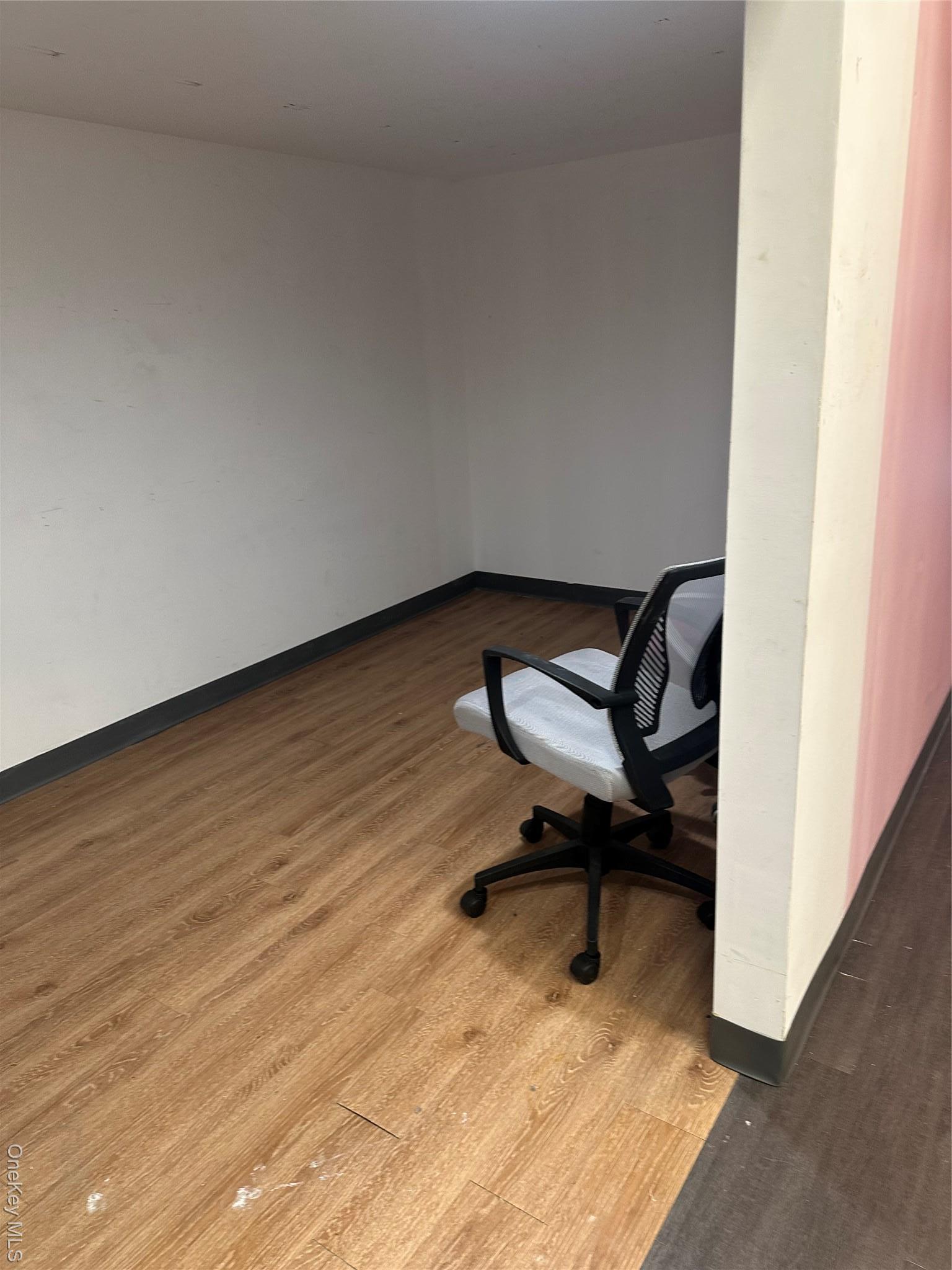 Commercial Lease Boston  Bronx, NY 10475, MLS-971195-8