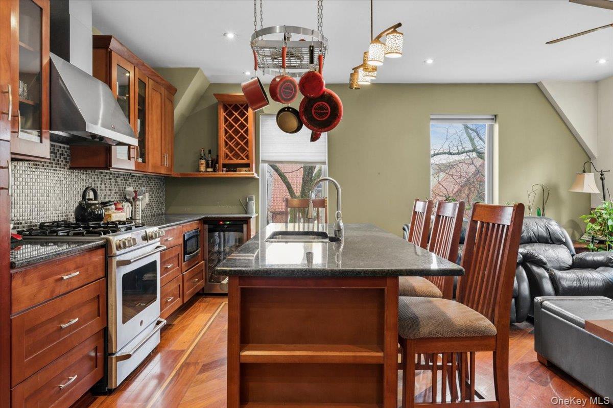 Single Family 83rd Queens, NY 11372, MLS-971196-16