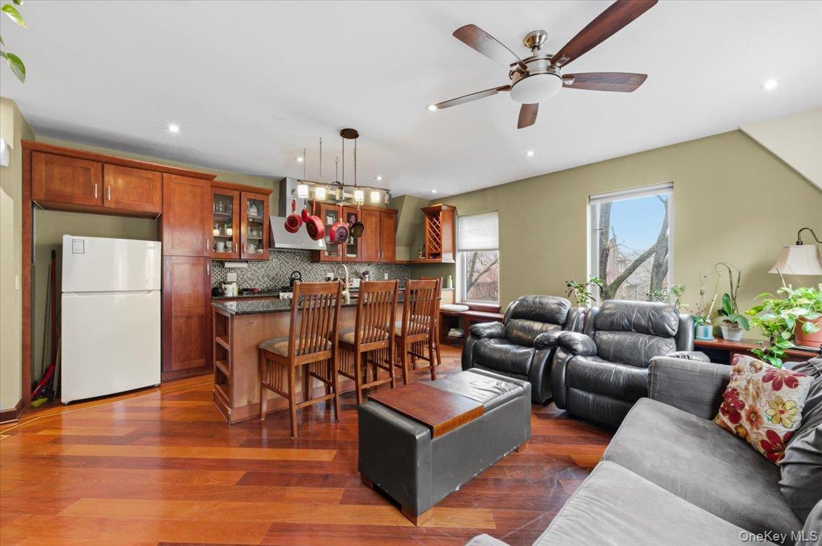 Single Family 83rd Queens, NY 11372, MLS-971196-18