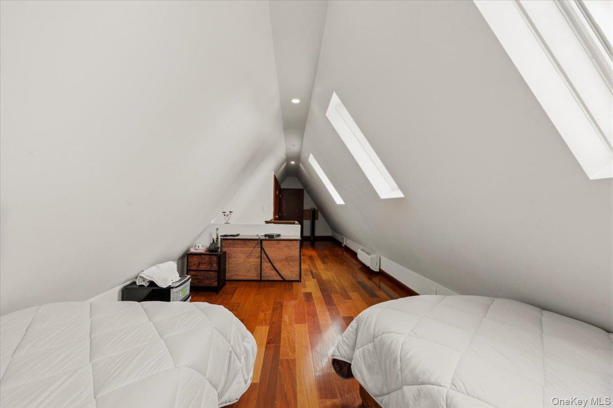 Single Family 83rd Queens, NY 11372, MLS-971196-25