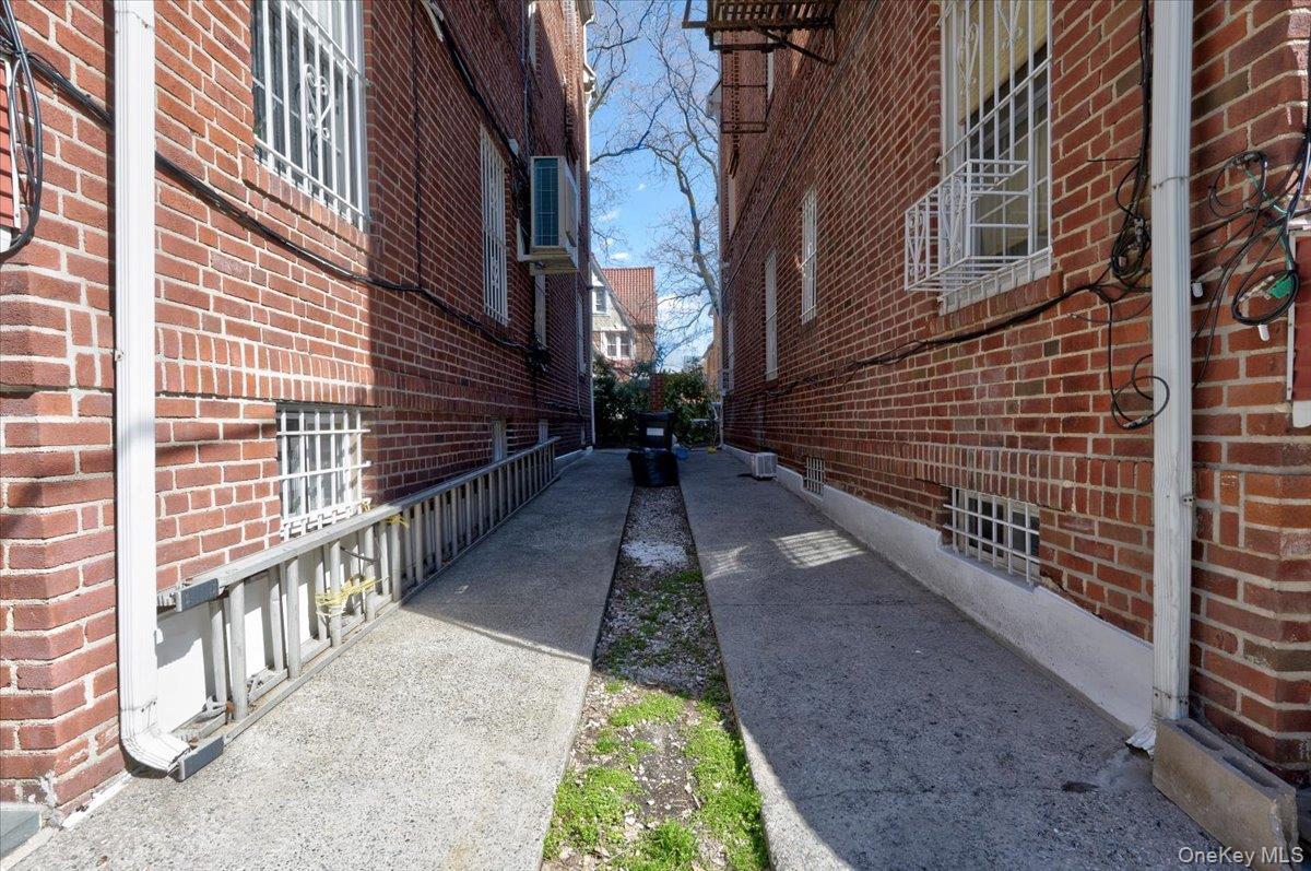 Single Family 83rd Queens, NY 11372, MLS-971196-32