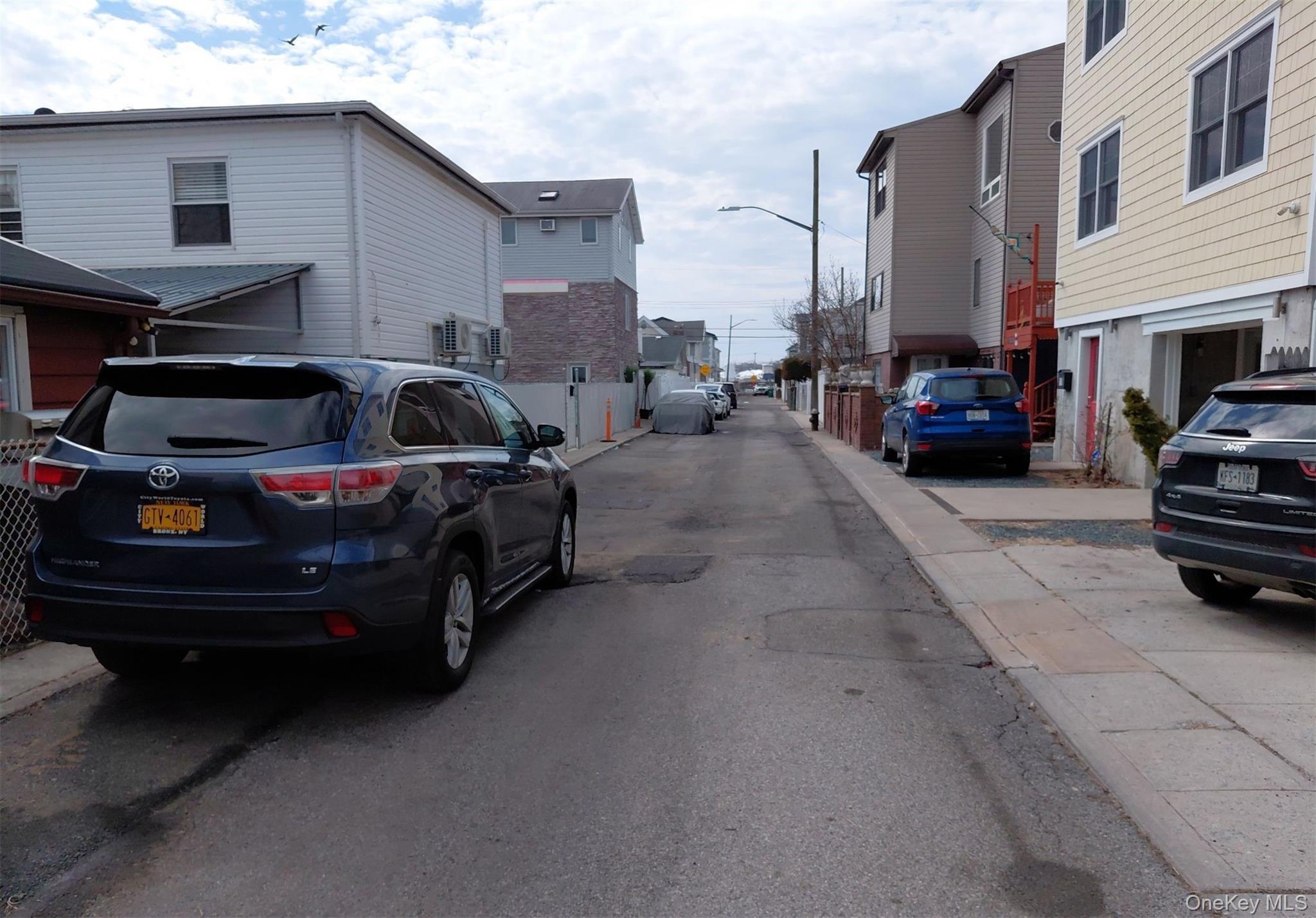 Single Family Nova  Brooklyn, NY 11229, MLS-971200-3