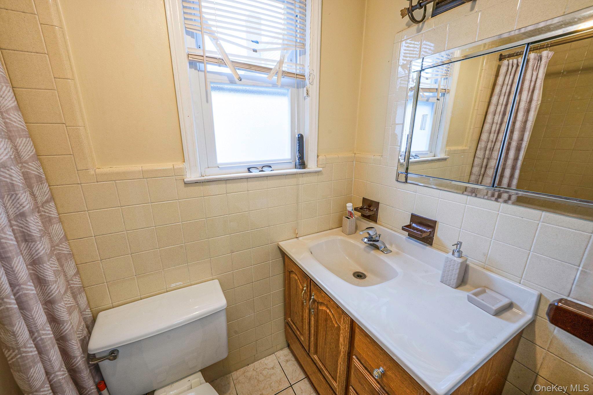 Single Family 137th  Queens, NY 11422, MLS-971203-16