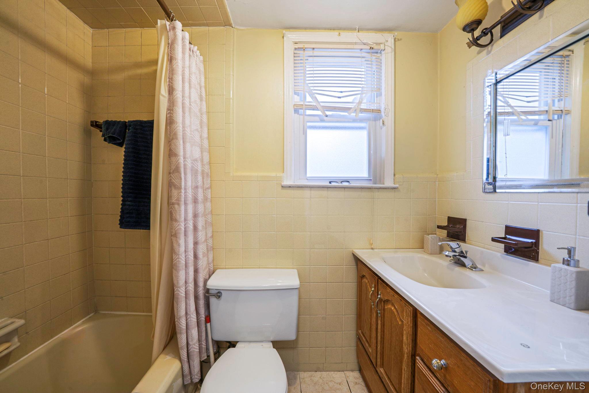 Single Family 137th  Queens, NY 11422, MLS-971203-17