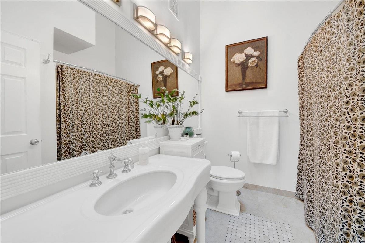 Condo Arbor  Westchester County, NY 10566, MLS-971204-16