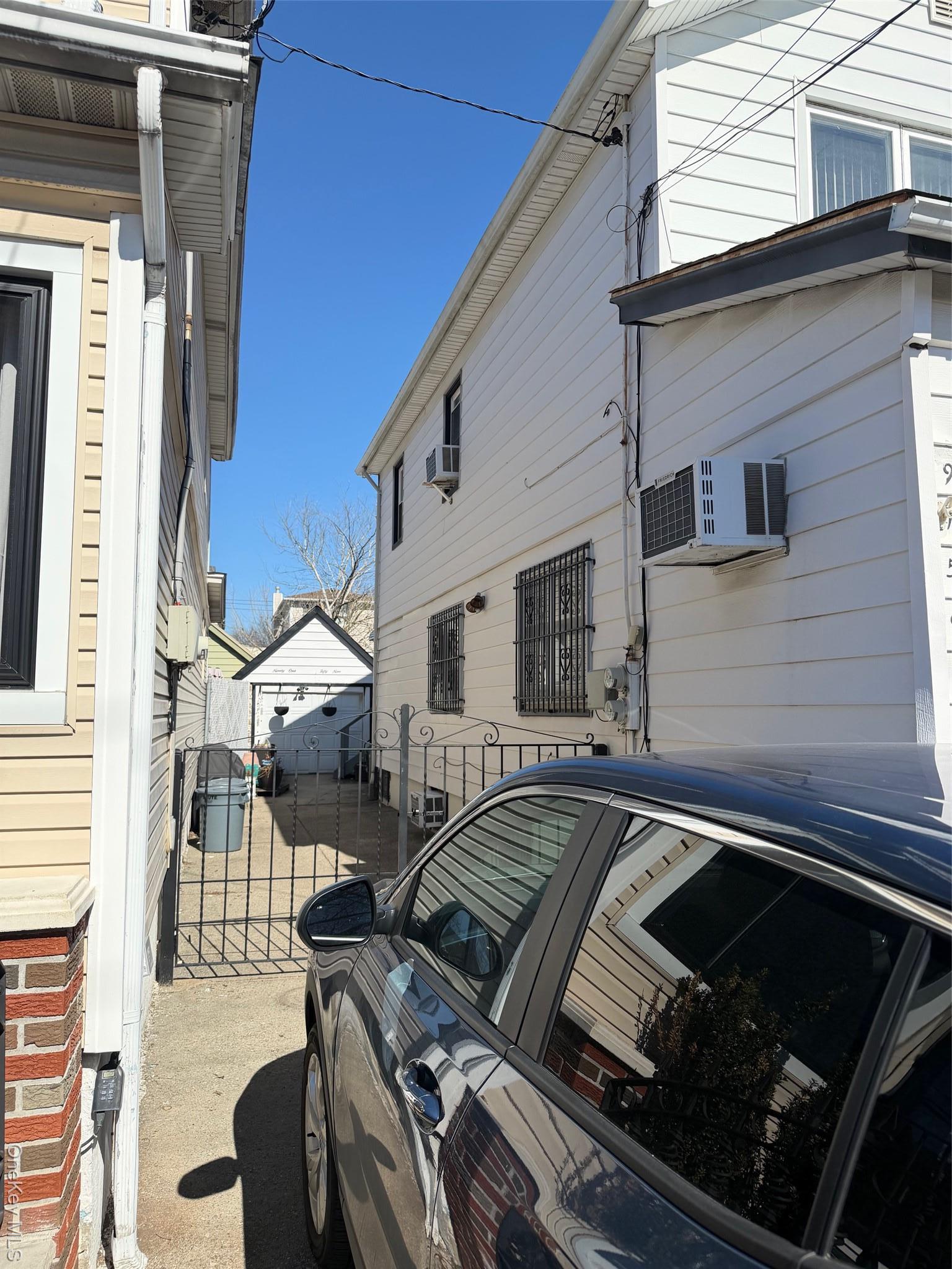 Single Family Chicot  Queens, NY 11417, MLS-971221-14