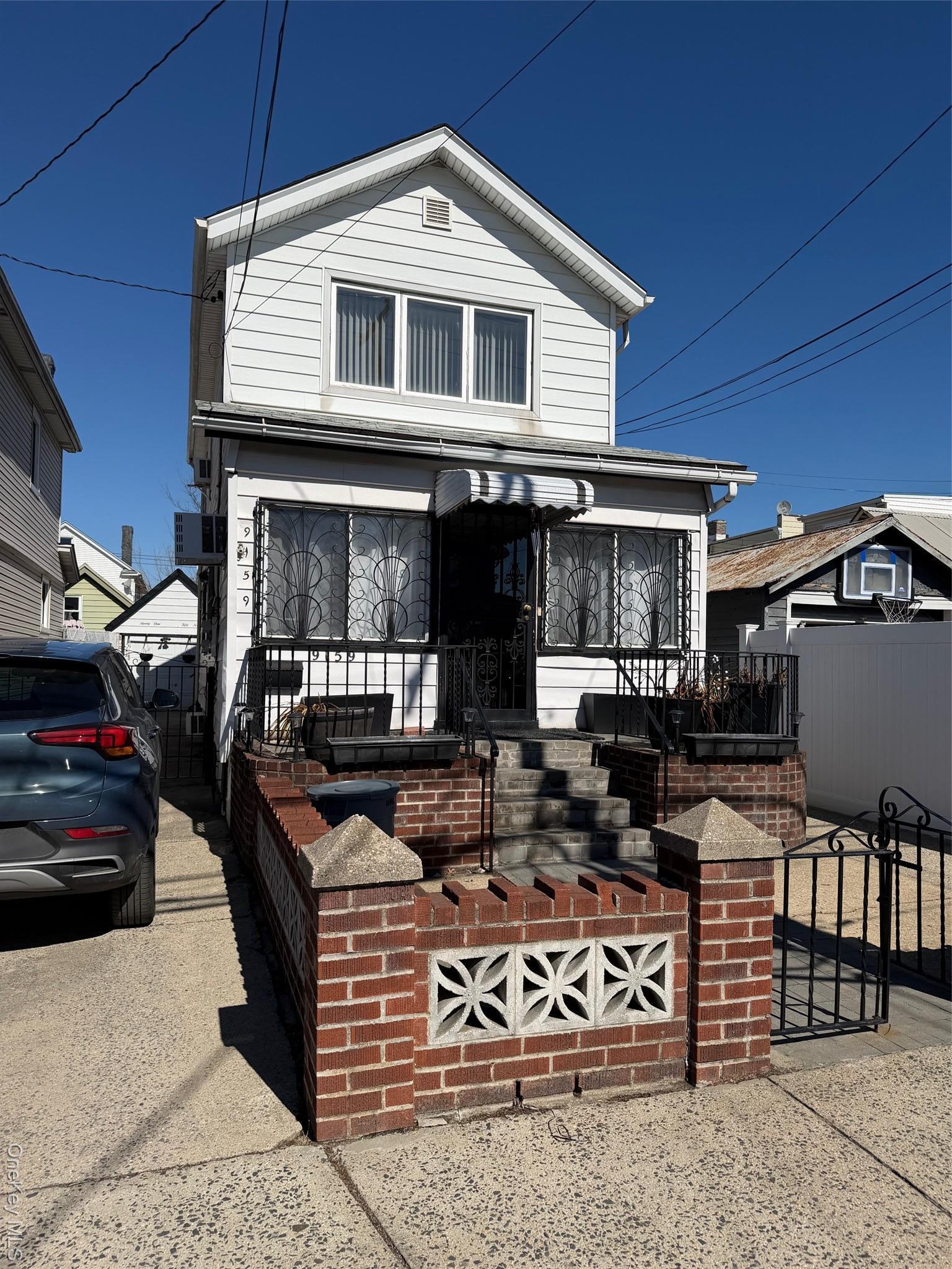 Single Family Chicot  Queens, NY 11417, MLS-971221-2