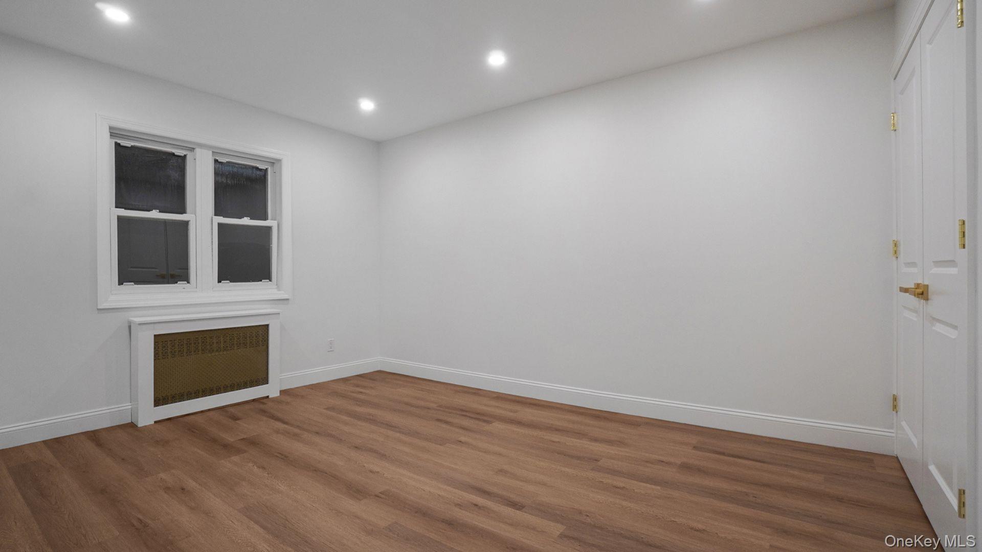 Single Family Edson Bronx, NY 10469, MLS-971232-14