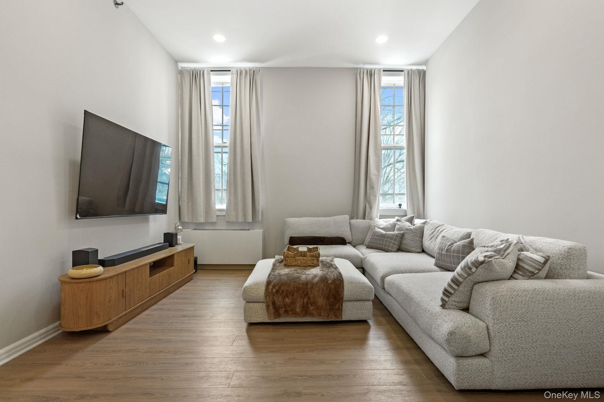 Condo Villa At The  Westchester County, NY 10566, MLS-971233-3