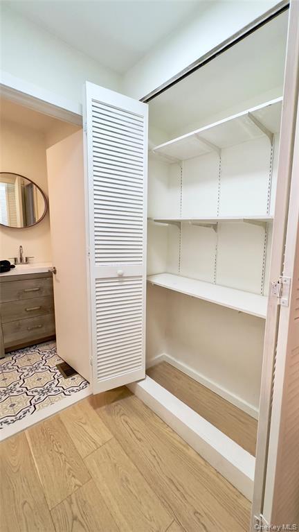 Single Family Horseshoe Lake Sullivan County, NY 12783, MLS-971264-29