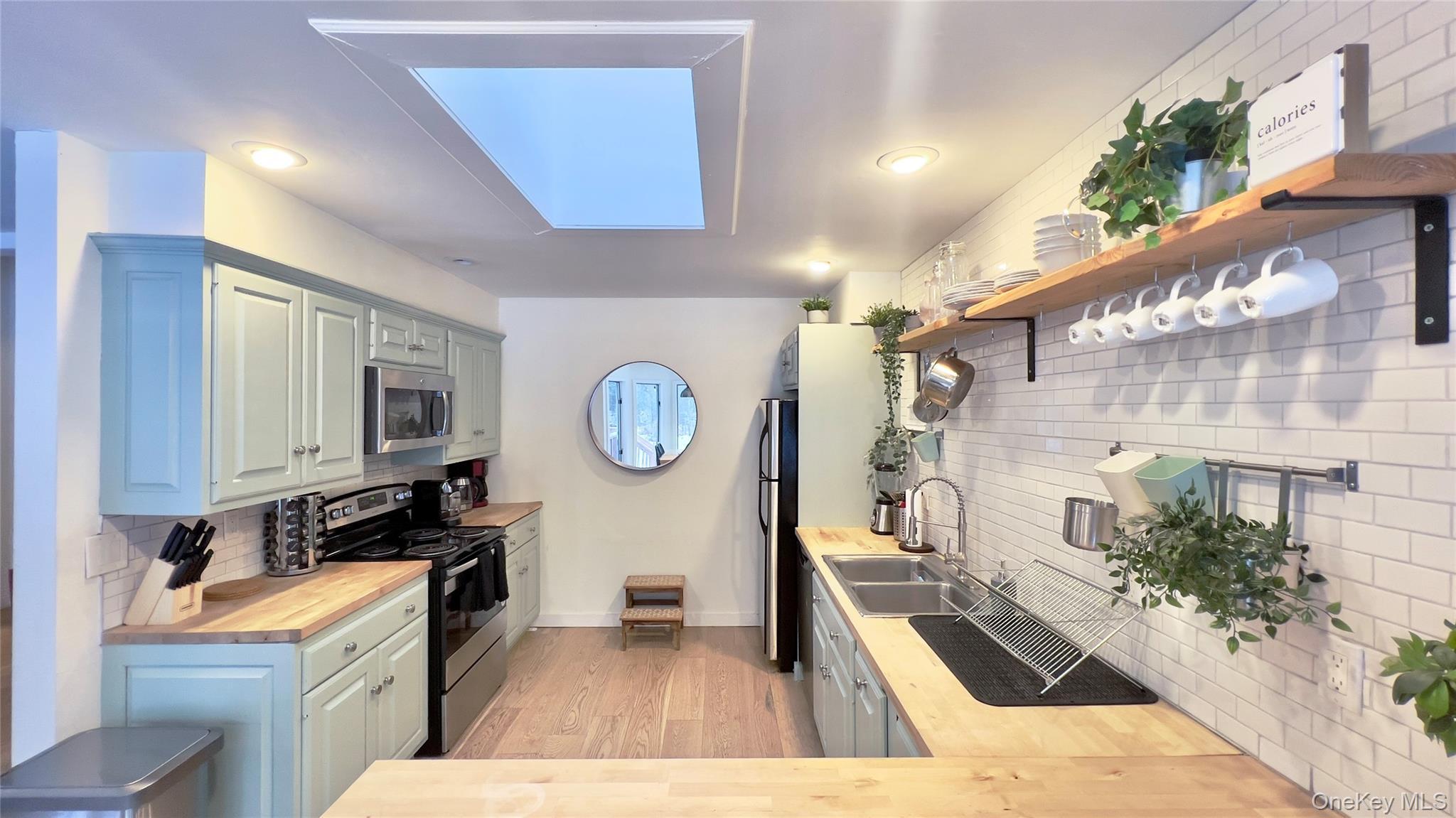 Single Family Horseshoe Lake Sullivan County, NY 12783, MLS-971264-3