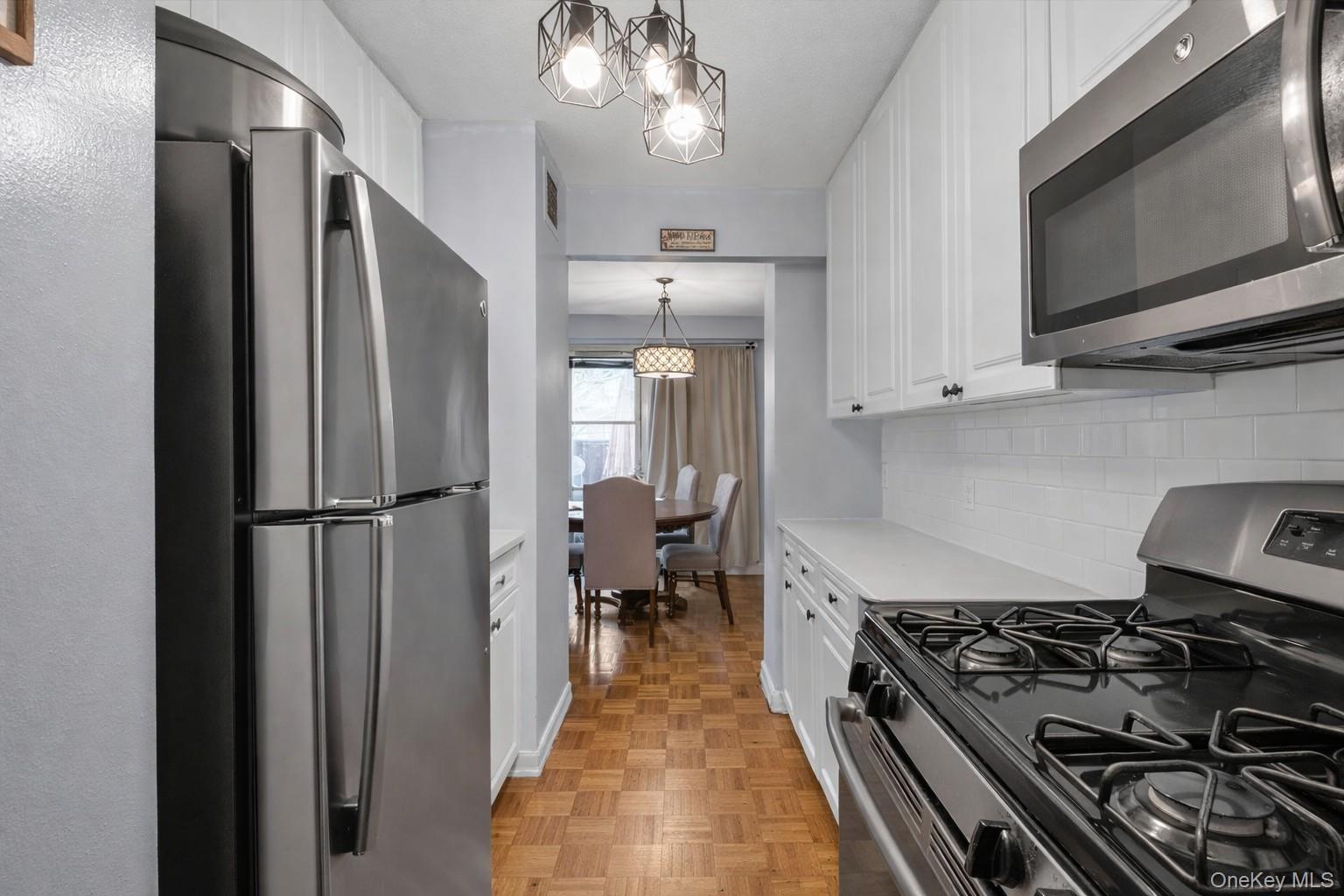 Coop Olinville  Bronx, NY 10467, MLS-971271-7