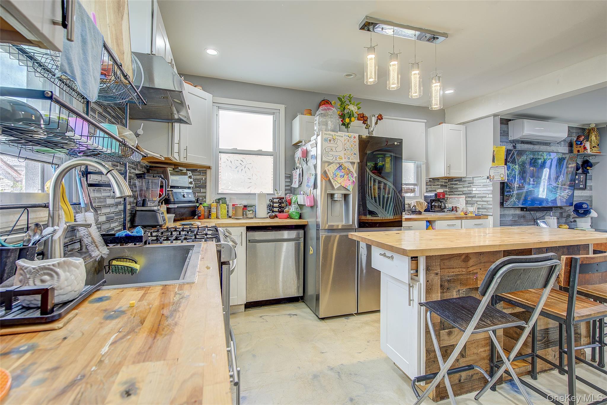 Single Family 110th  Queens, NY 11429, MLS-971276-18