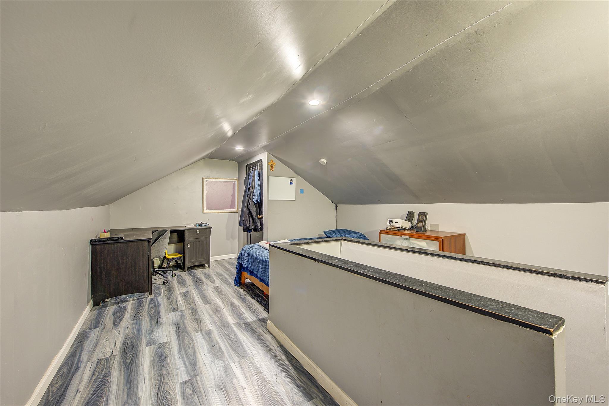 Single Family 110th  Queens, NY 11429, MLS-971276-36