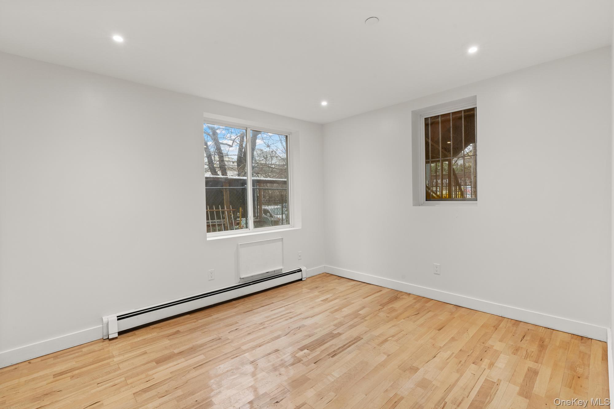 Condo Vernon  Brooklyn, NY 11206, MLS-971302-10