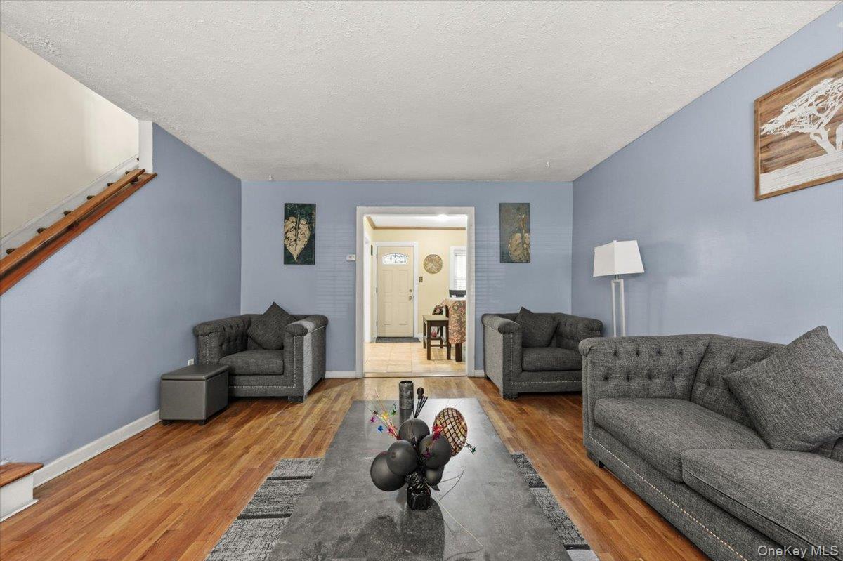 Single Family Adee  Bronx, NY 10469, MLS-971325-3