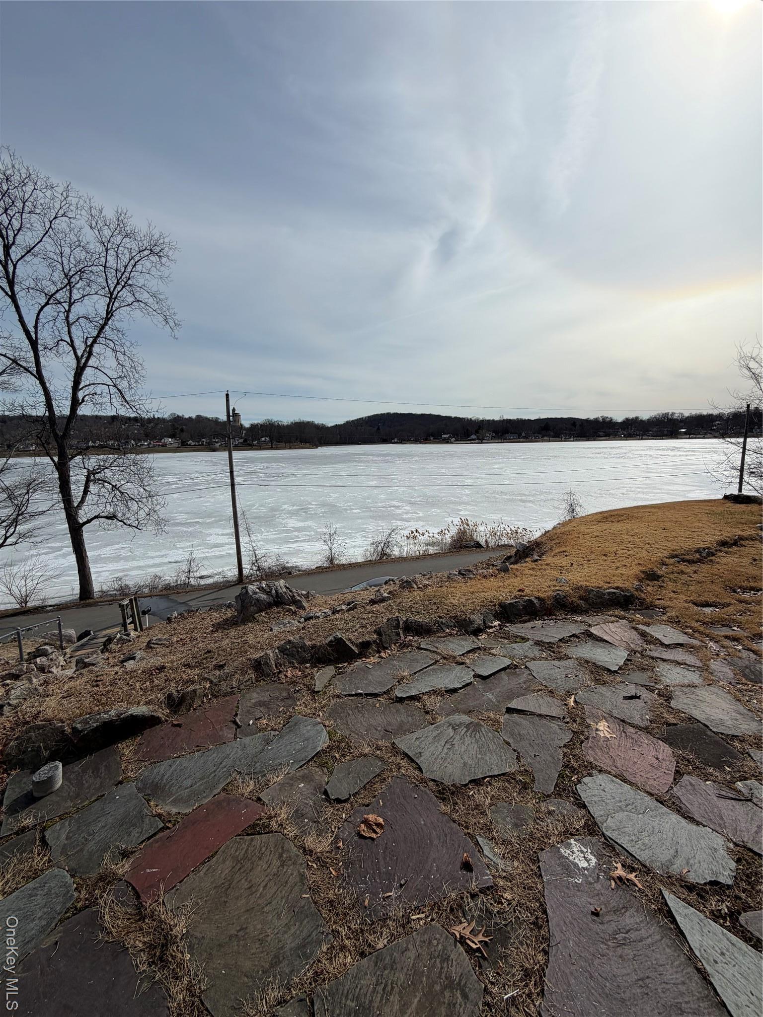 Single Family Lakeshore  Putnam County, NY 10512, MLS-971326-19