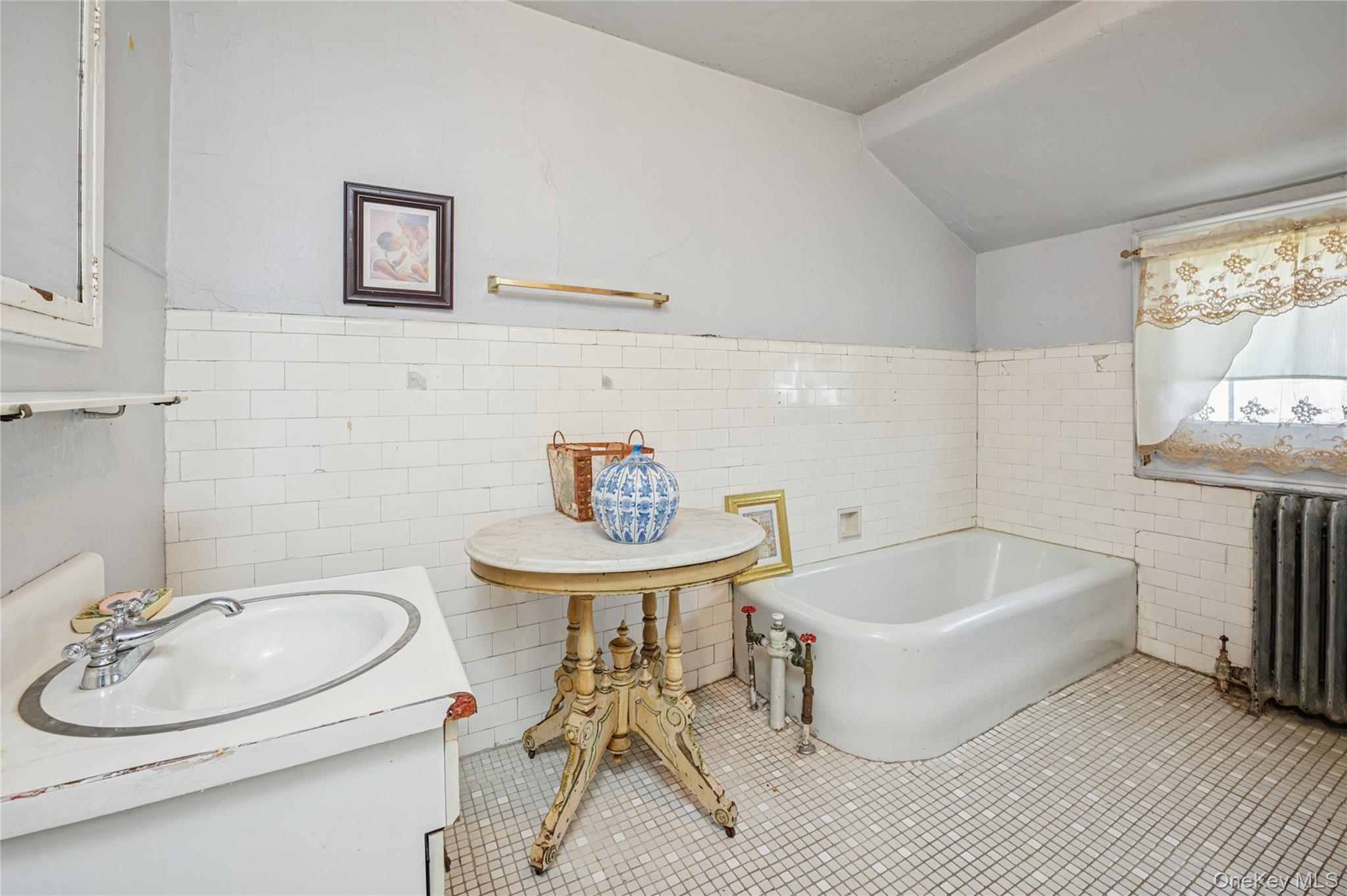 Single Family The Court Westchester County, NY 10801, MLS-971364-21