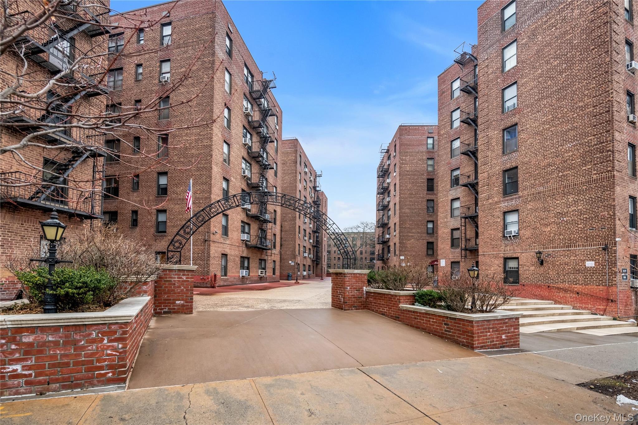Coop Woodhaven Boulevard  Queens, NY 11421, MLS-971379-2