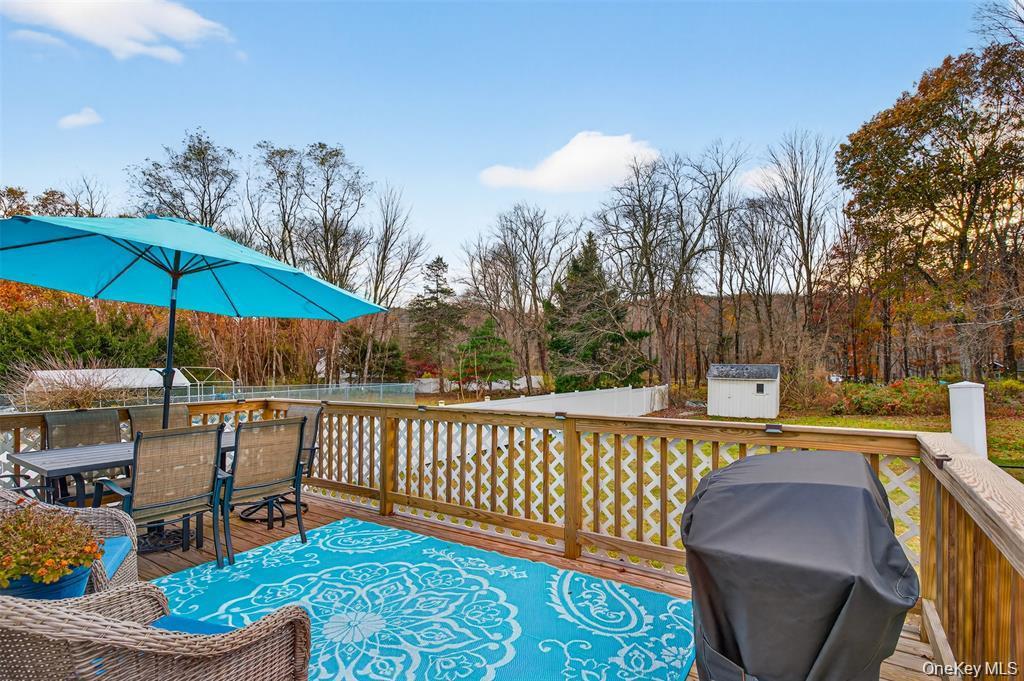 Single Family Velie  Dutchess County, NY 12540, MLS-971384-32