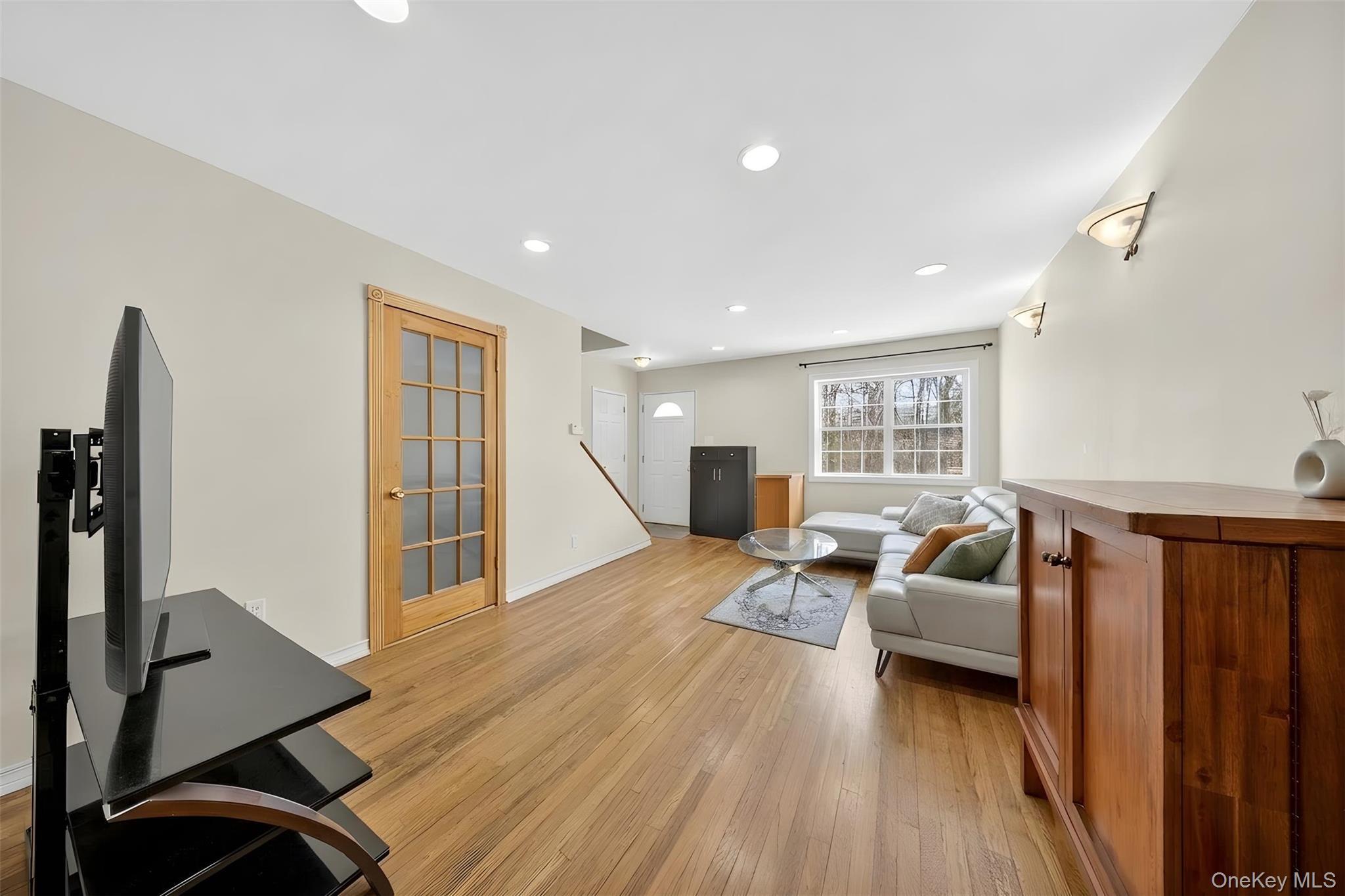 Single Family 199th  Queens, NY 11365, MLS-971396-3