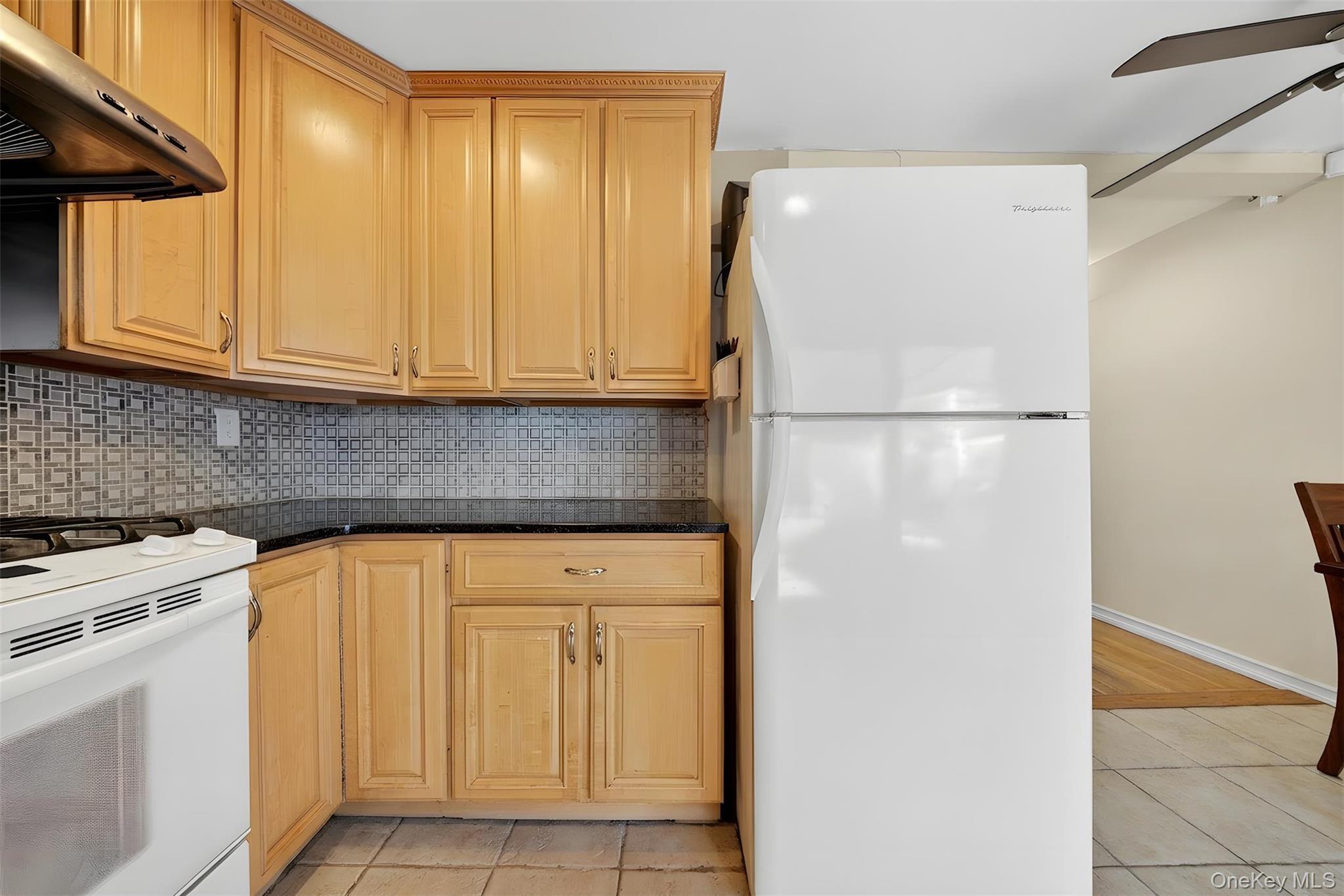 Single Family 199th  Queens, NY 11365, MLS-971396-9