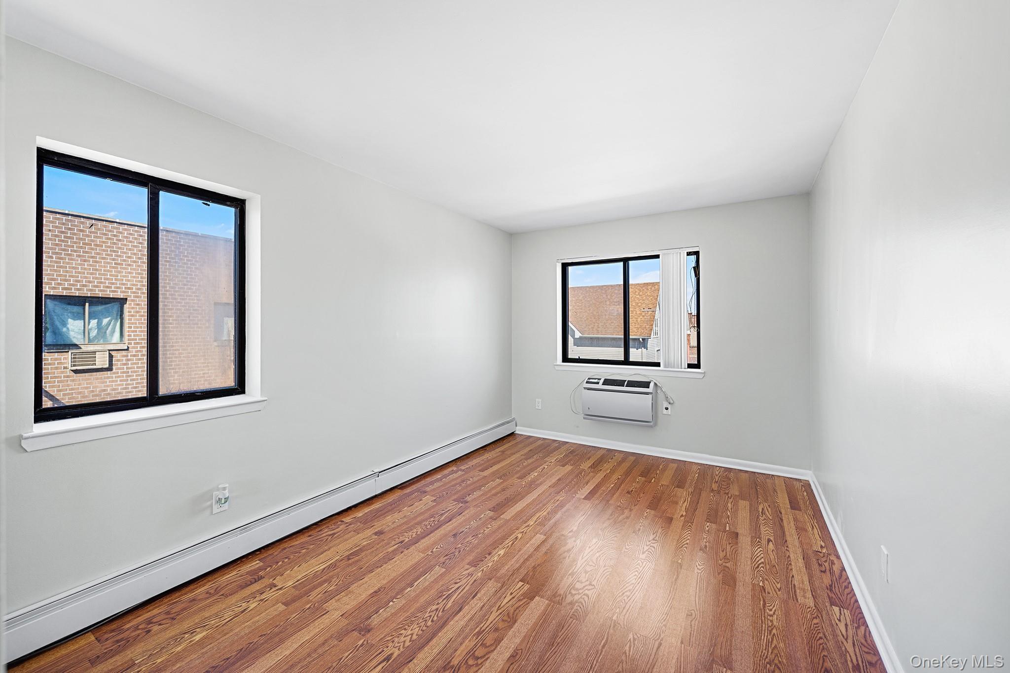 Condo Conduit  Queens, NY 11417, MLS-971399-13