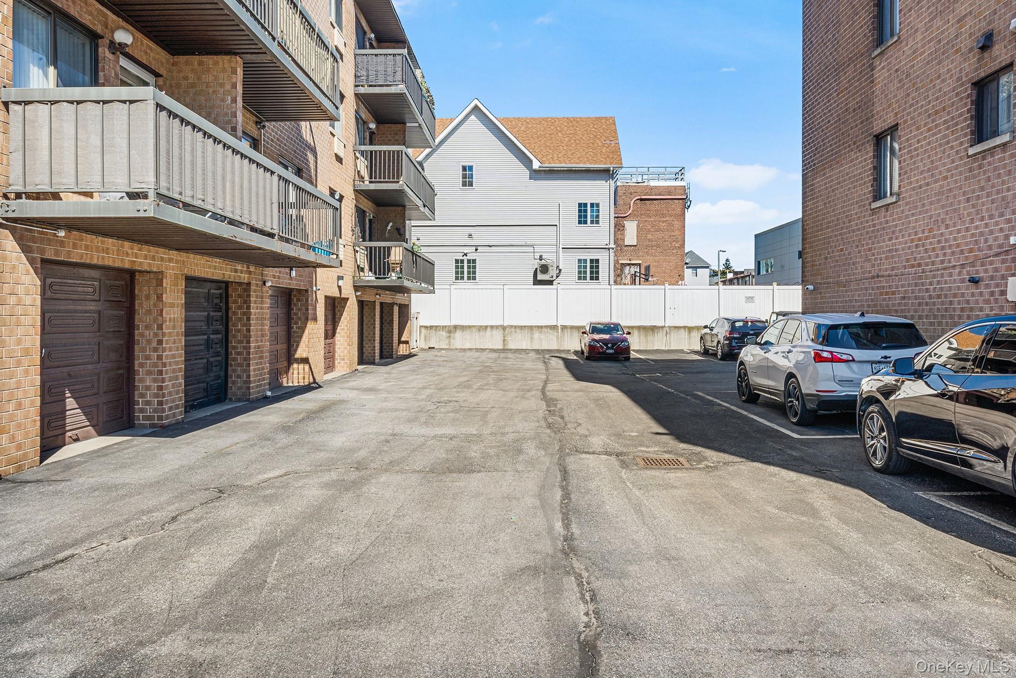 Condo Conduit  Queens, NY 11417, MLS-971399-4