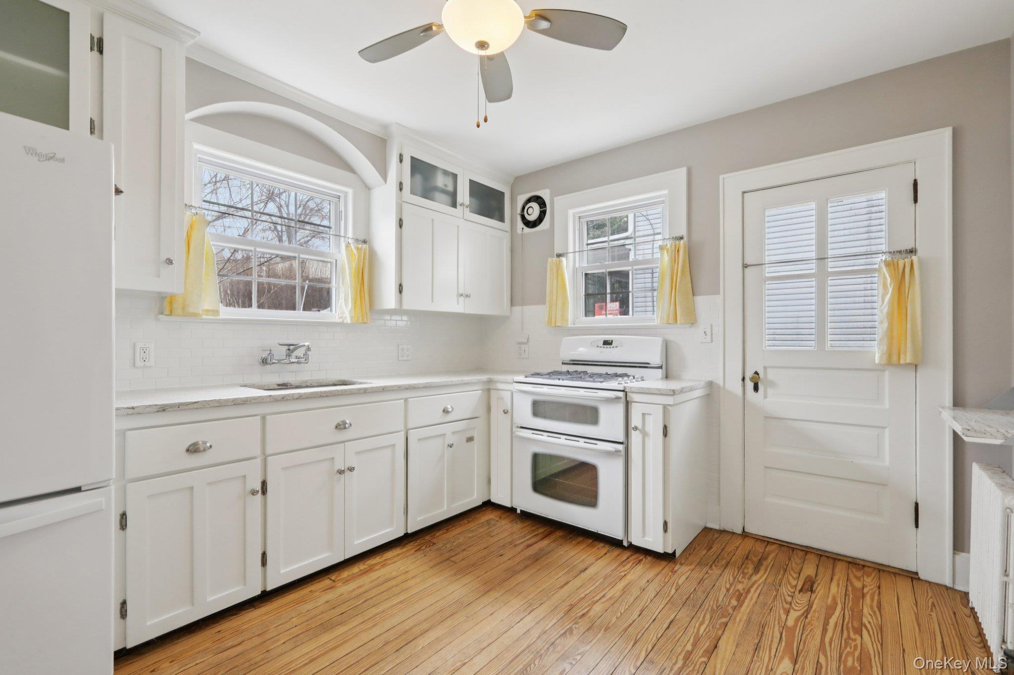 Single Family Hall  Rockland County, NY 10960, MLS-971401-8