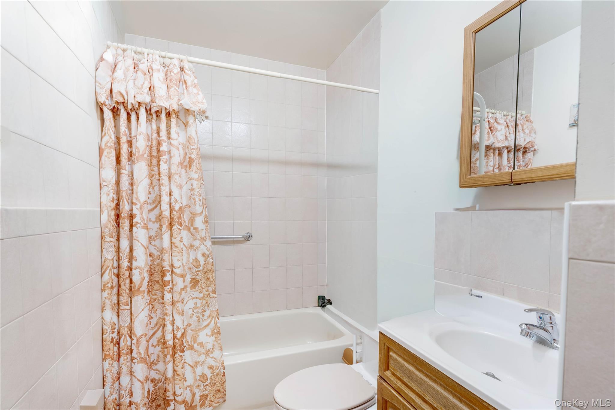 Single Family 83rd  Brooklyn, NY 11236, MLS-971408-9