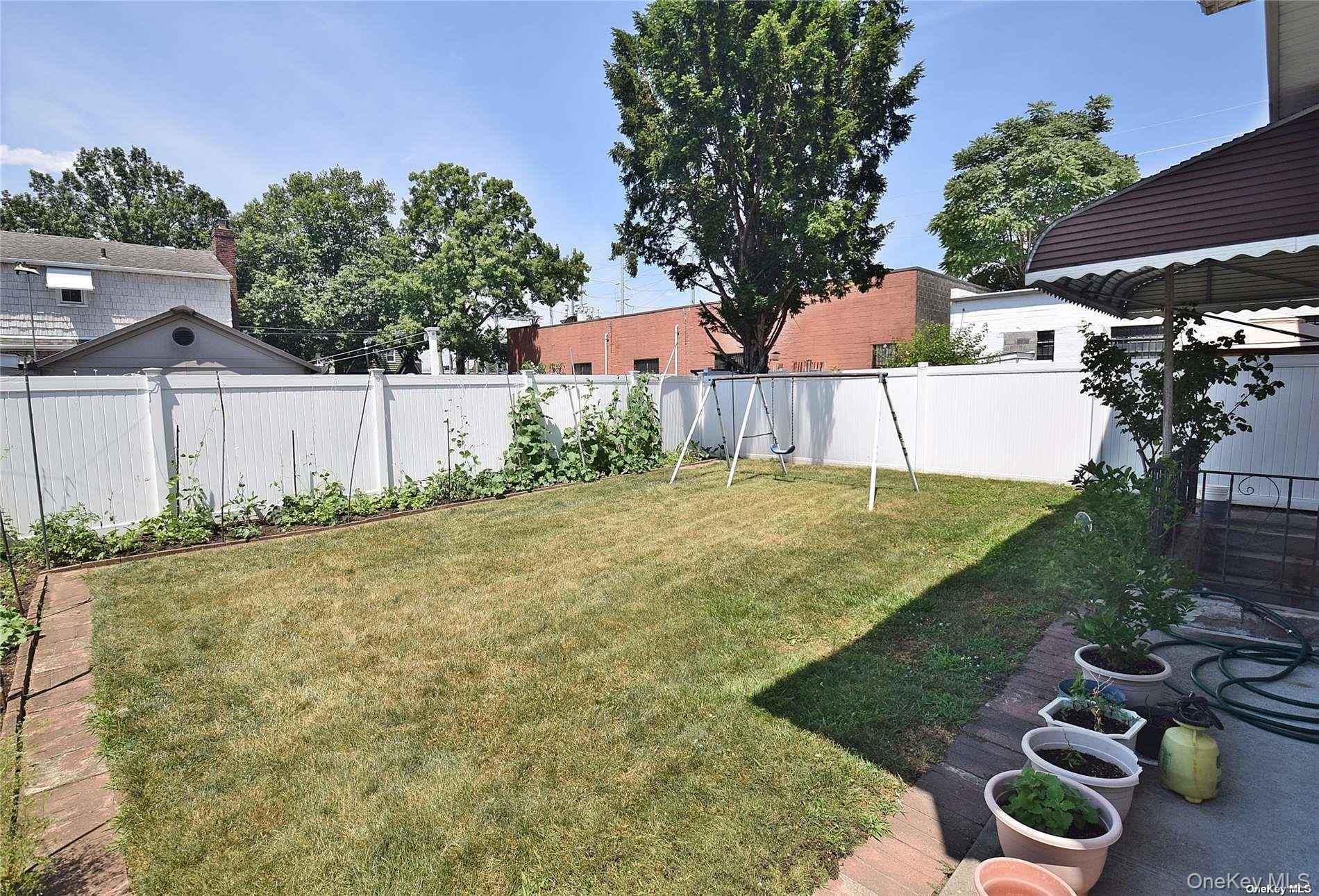 Single Family S 10th Street Nassau County, NY 11040, MLS-971409-19