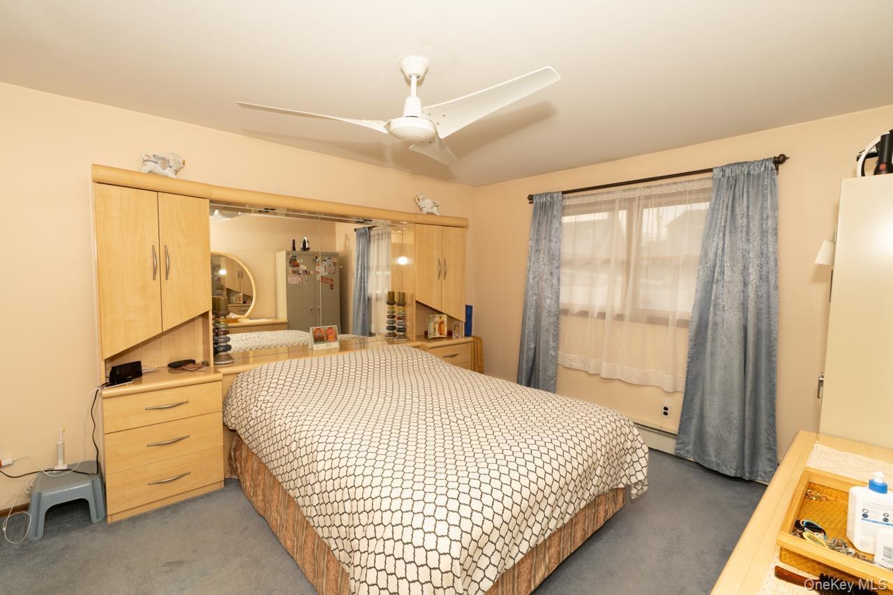Single Family S 10th Street Nassau County, NY 11040, MLS-971409-24