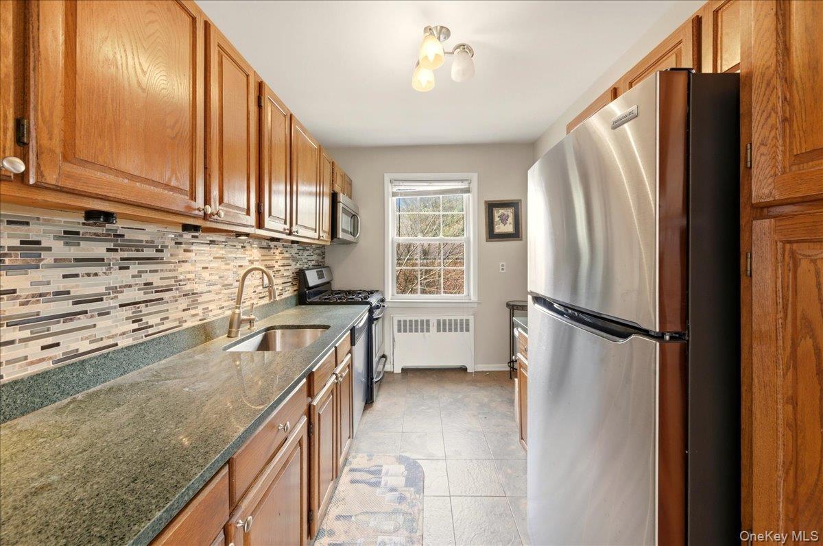 Coop Pine Wood  Westchester County, NY 10530, MLS-971433-14