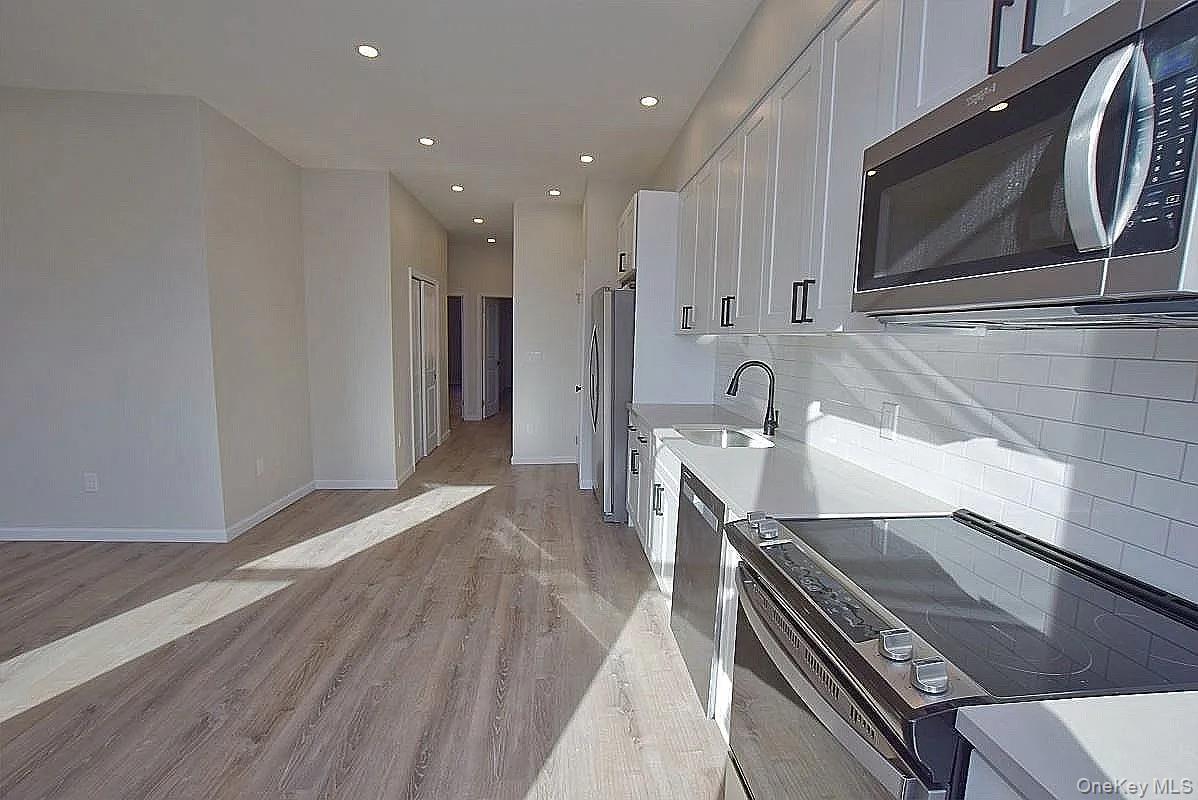 Single Family 47th  Queens, NY 11104, MLS-971452-16