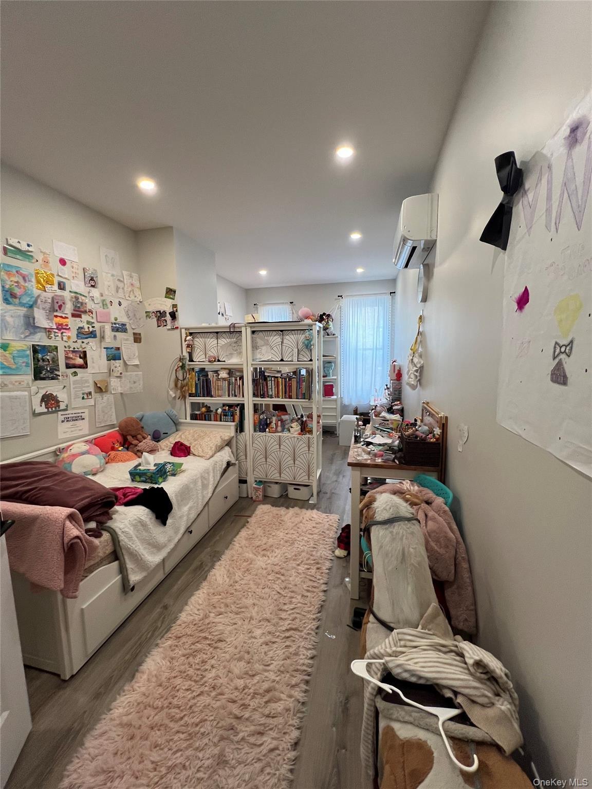 Single Family 47th  Queens, NY 11104, MLS-971452-8