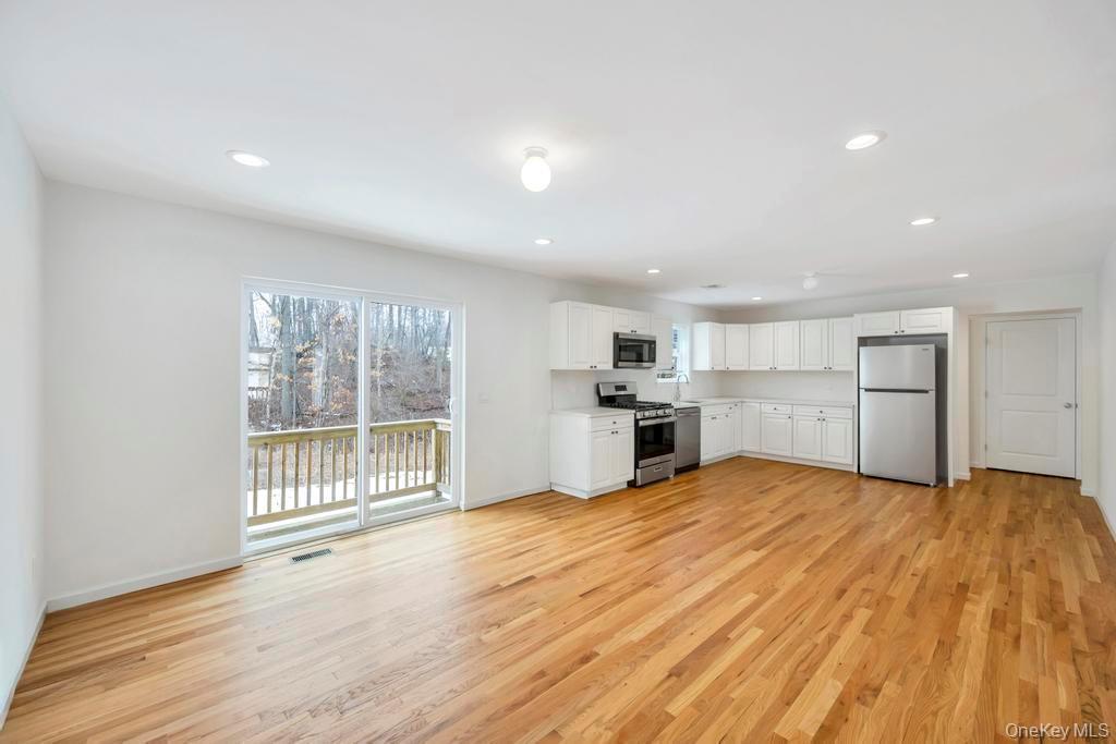 Single Family Ozark  Suffolk County, NY 11779, MLS-971480-20