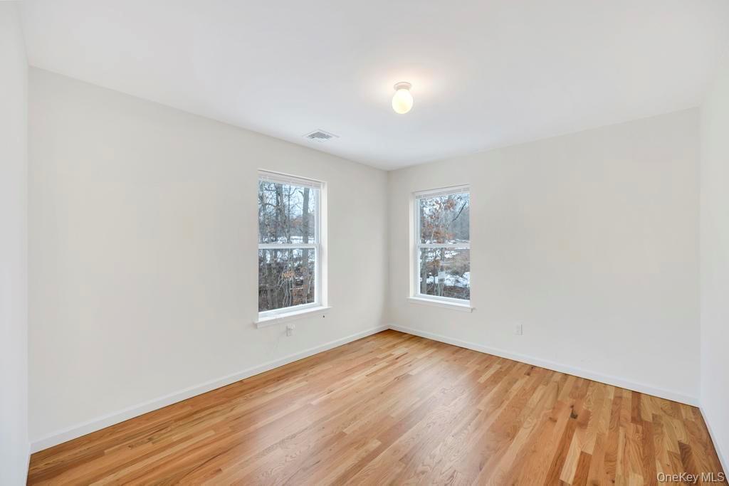 Single Family Ozark  Suffolk County, NY 11779, MLS-971480-4