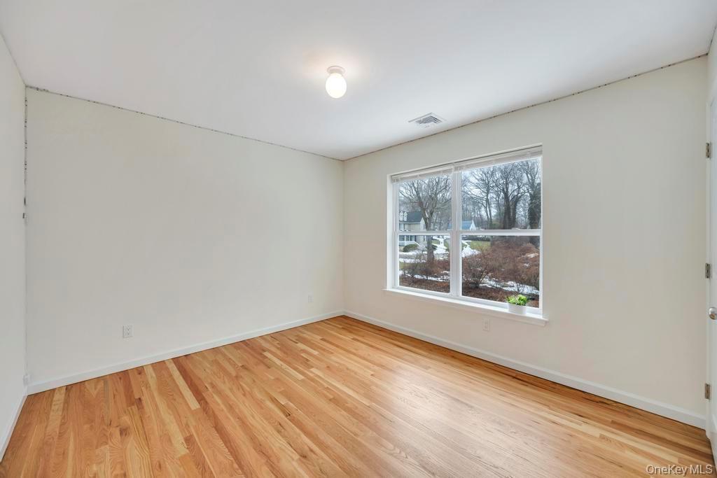 Single Family Ozark  Suffolk County, NY 11779, MLS-971480-7