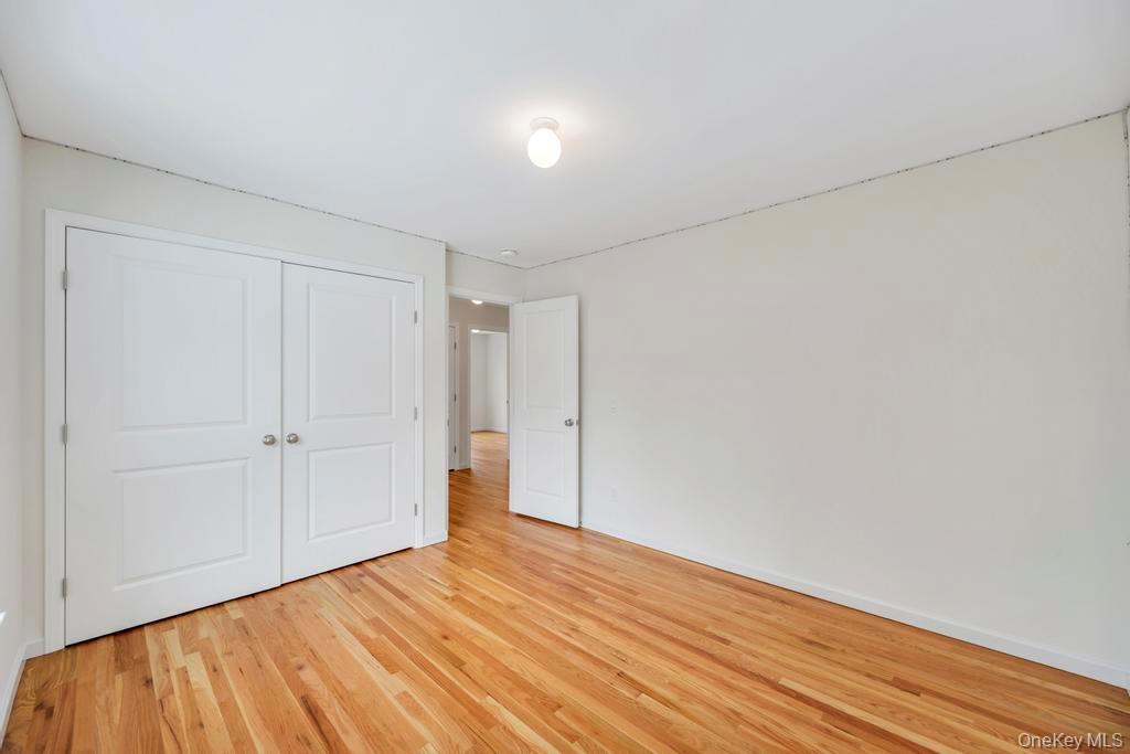 Single Family Ozark  Suffolk County, NY 11779, MLS-971480-8