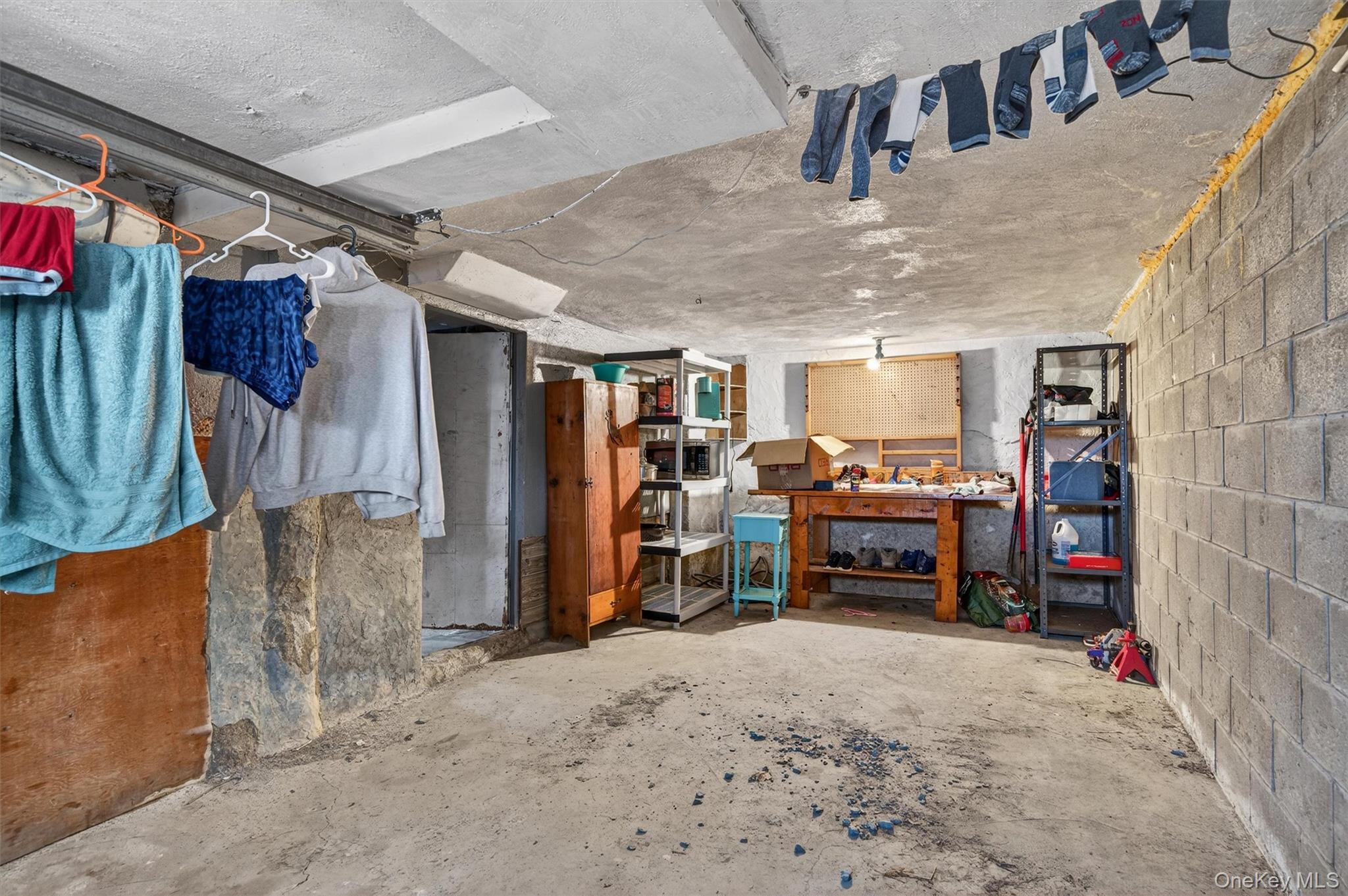 Single Family Lafayette Orange County, NY 10940, MLS-971493-33