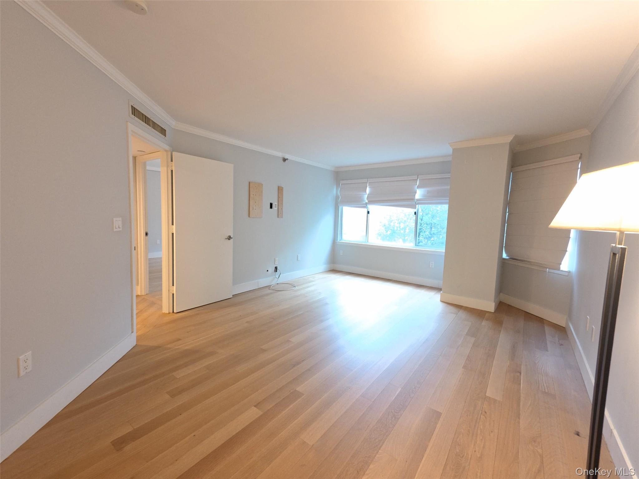 Condo Stewart Pl Westchester County, NY 10603, MLS-971501-10