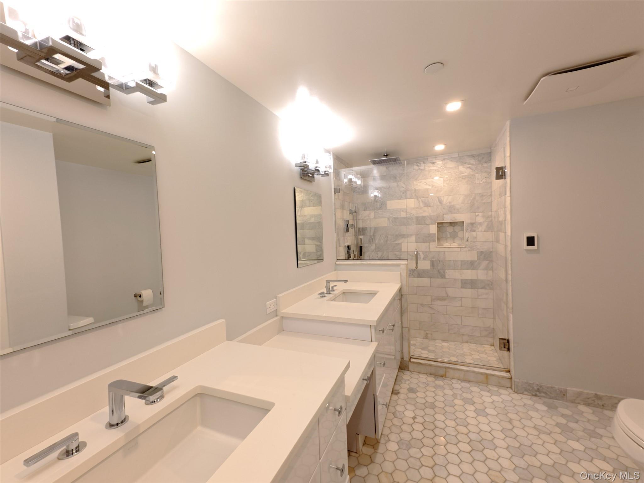 Condo Stewart Pl Westchester County, NY 10603, MLS-971501-16