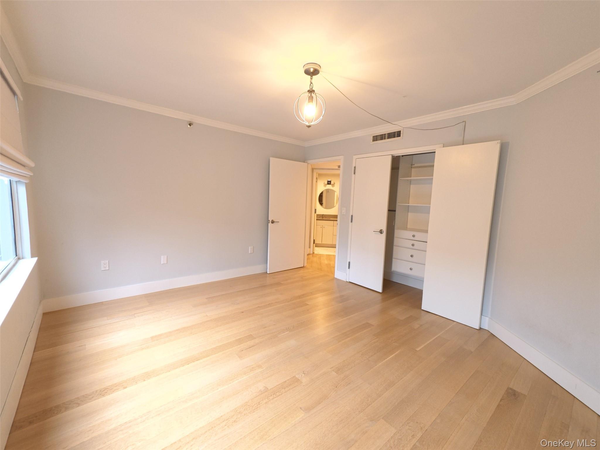 Condo Stewart Pl Westchester County, NY 10603, MLS-971501-9