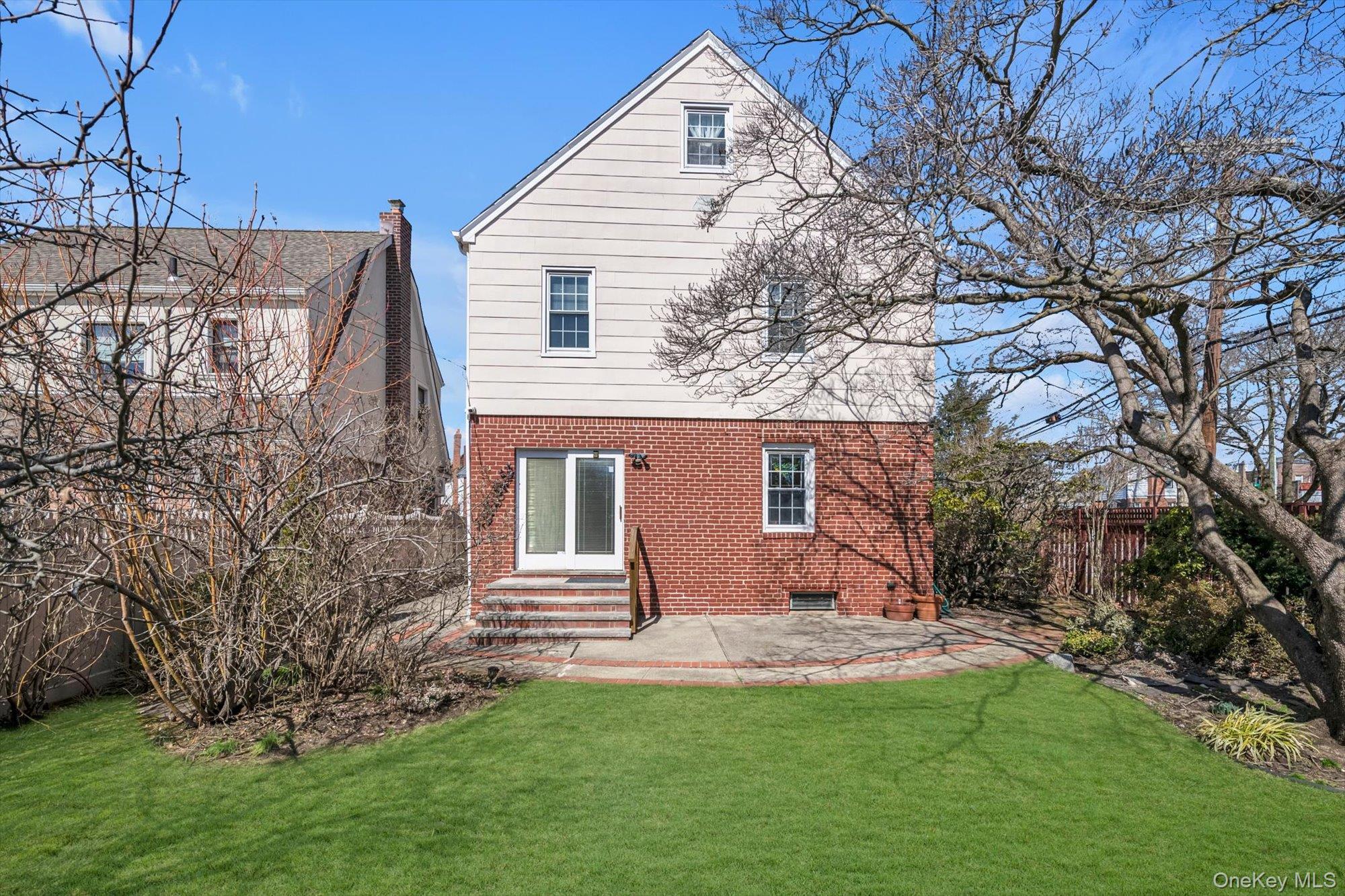 Single Family 216th Queens, NY 11364, MLS-971507-16