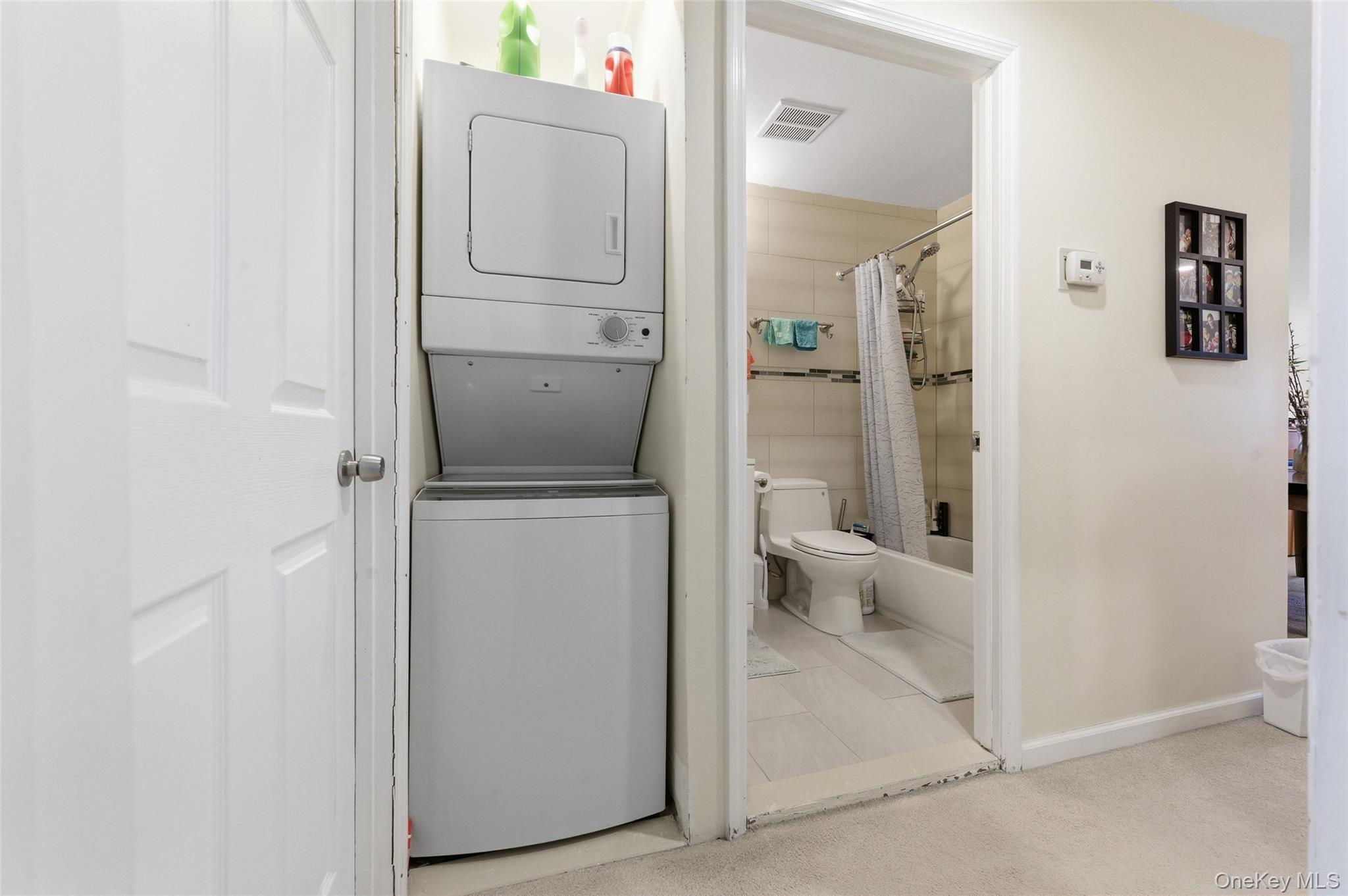 Condo Cloverdale  Queens, NY 11364, MLS-971508-16