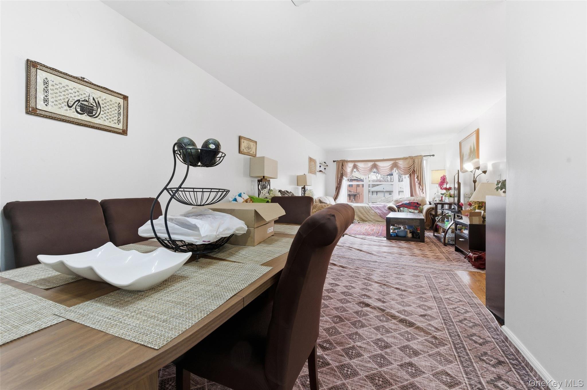 Condo Cloverdale  Queens, NY 11364, MLS-971508-21