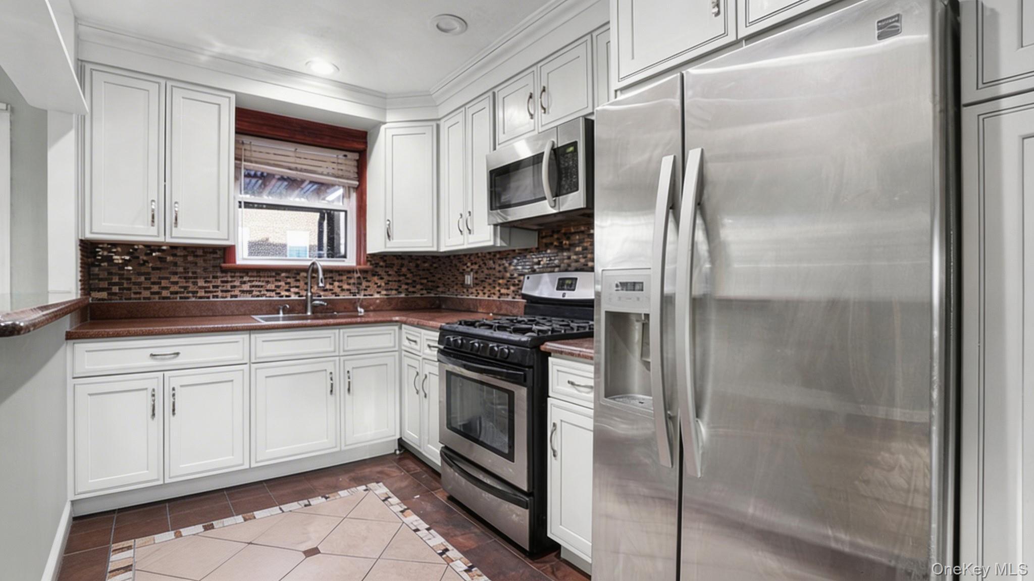 Single Family Radcliff  Bronx, NY 10469, MLS-971528-5